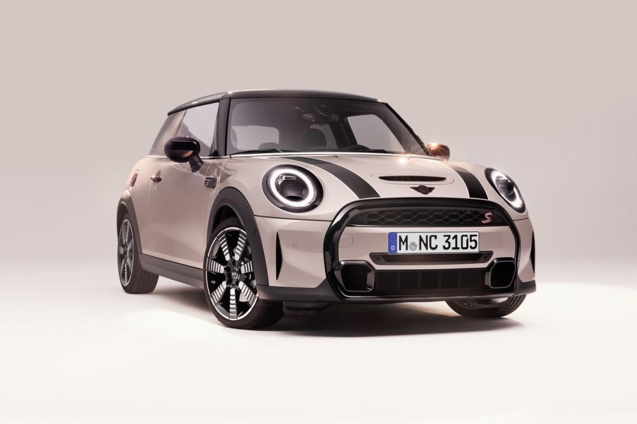 2023 mini cooper s hardtop front