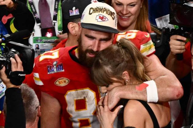 Travis Kelce Lands in Australia for Taylor Swift's Eras Tour