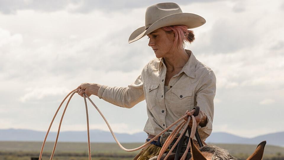 A press image of Jennifer Landon as Teeter roping in Yellowstone.