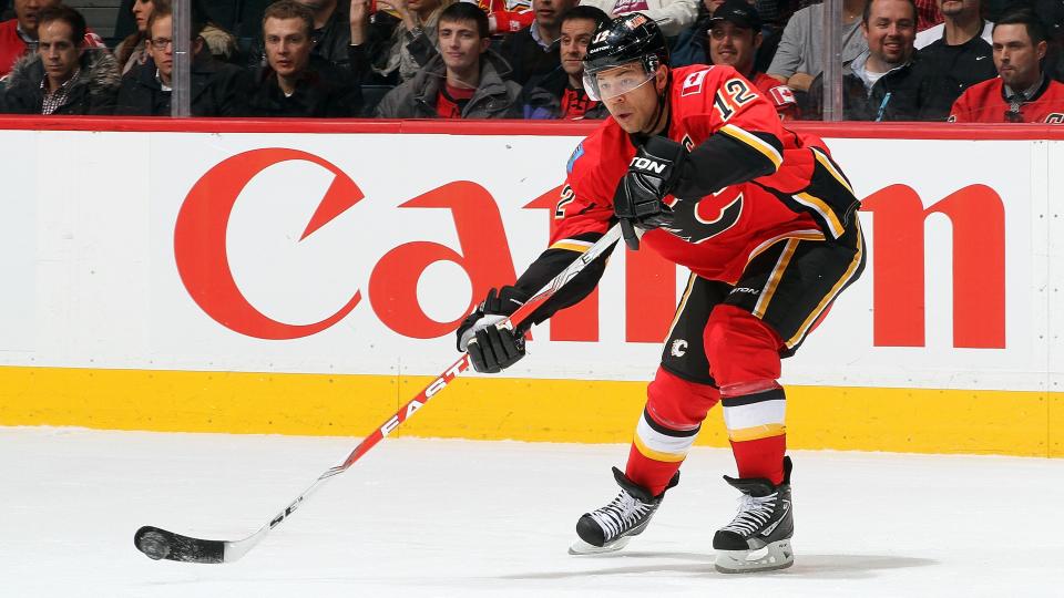 The Flames only got close to winning the Stanley Cup once during the Jarome Iginla era. (Brad Watson/NHLI via Getty Images)