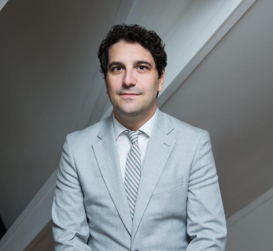 Dr. Alexander Caudarella is CEO of the Canadian Centre on Substance Use and Addiction, the organization that led the initiative to update Canada’s Low-Risk Alcohol Drinking Guidelines.   