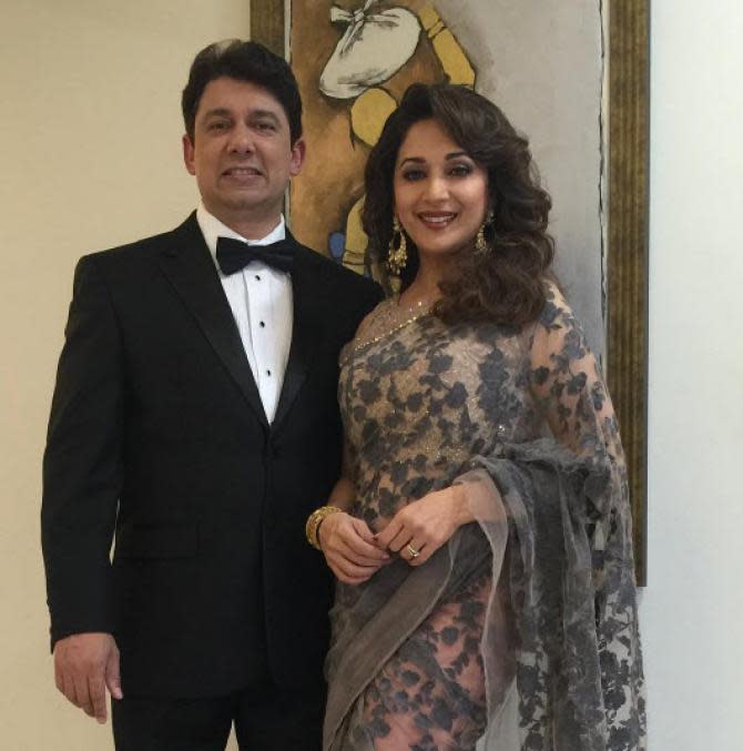 670px x 677px - Madhuri Dixit's Snorkeling Video From Her Seychelles Vacation With Hubby  Sriram Nene Is Couple Goals