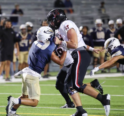 <p>Courtesy Shawna Mannon</p> Carter Mannon on the field.