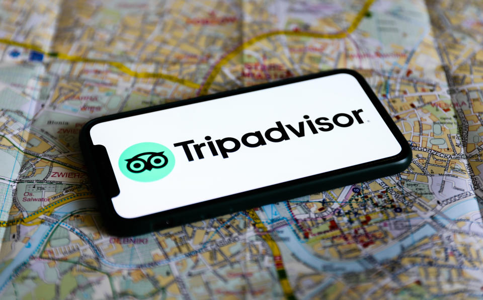 Tripadvisor publica su segundo informa sobre transparencia evidenciando el fenómeno de las reseñas pagadas. (Foto: Jakub Porzycki/NurPhoto via Getty Images)