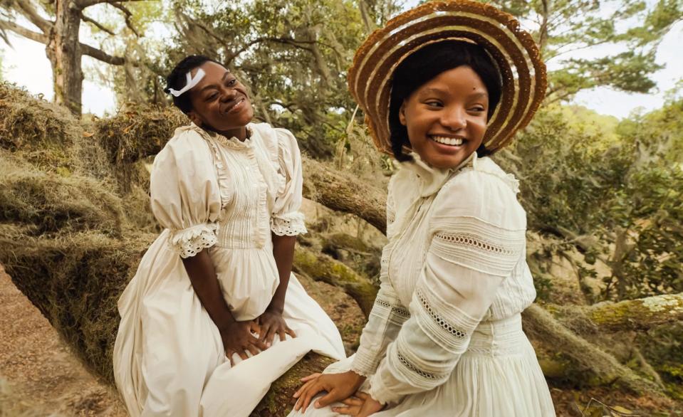 USA. Fantasia Barrino and Halle Bailey  in a scene from the (C)Warner Bros. new film: The Colour Purple (2023) .  Plot: Musical adaptation of Alice Walker's novel about the life-long struggles of an African American woman living in the south during the early 1900s. Ref: LMK110-J9967-010623 Supplied by LMKMEDIA. Editorial Only. Landmark Media is not the copyright owner of these Film or TV stills but provides a service only for recognised Media outlets. pictures@lmkmedia.com