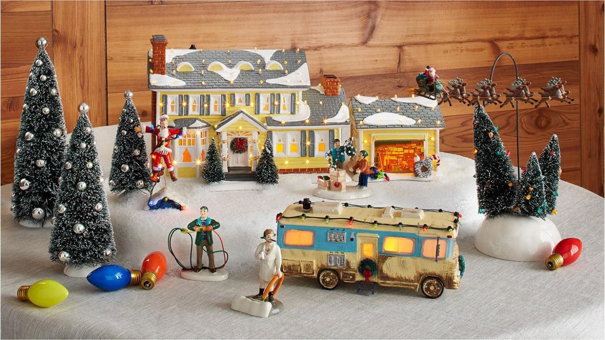 A National Lampoon\'s Christmas Vacation-Inspired Ceramic Village ...