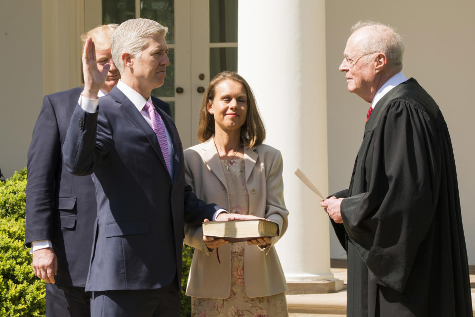 Associate Supreme Court Justice Neil Gorsuch is sworn in by Justice Anthony Kennedy on April 10, 2017. (Photo: Patsy Lynch/MediaPunch /IPX)