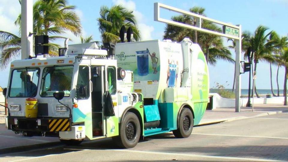 Los camiones de basura trabajarán este 4 de Julio en Fort Lauderdale.