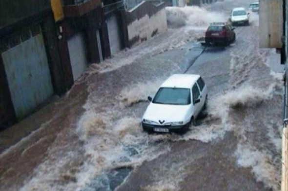 British tourists caught in Tenerife flash floods