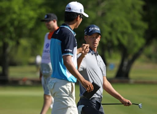 Andrew Putnam and Michael Kim made five birdies as they took their total to 13-under 131 and held a one-stroke lead over compatriots Kevin Kisner and Scott Brown after the foursomes second round of the Zurich Classic of New Orleans