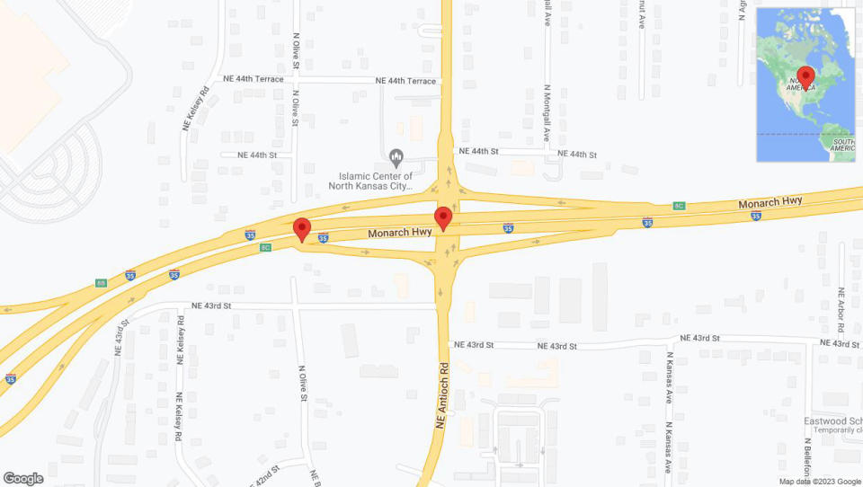 A detailed map that shows the affected road due to 'Broken down vehicle on northbound I-35 in Kansas City' on November 24th at 3:23 p.m.