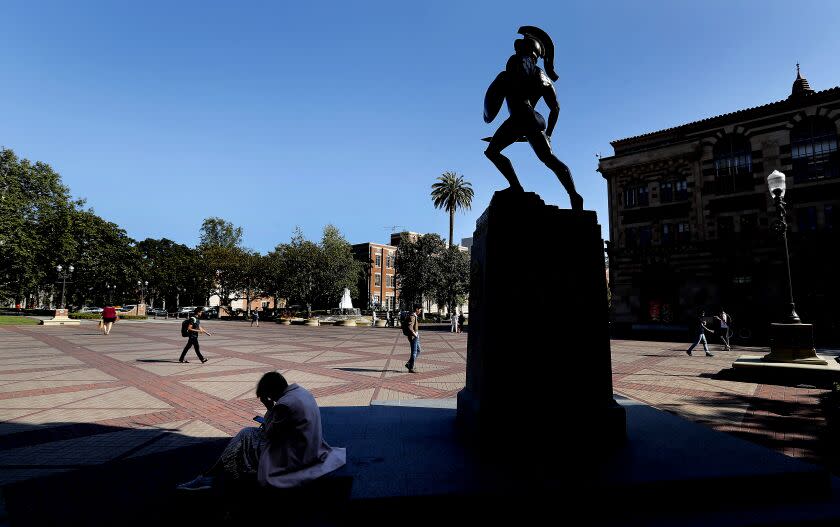 LOS ANGELES, CA-MAY 17, 2018: Tommy Trojan, officially known as the Trojan Shrine, is a life-size bronze statue of a Trojan warrior located on the USC campus in Los Angeles on May 17, 2018. (Mel Melcon/Los Angeles Times)