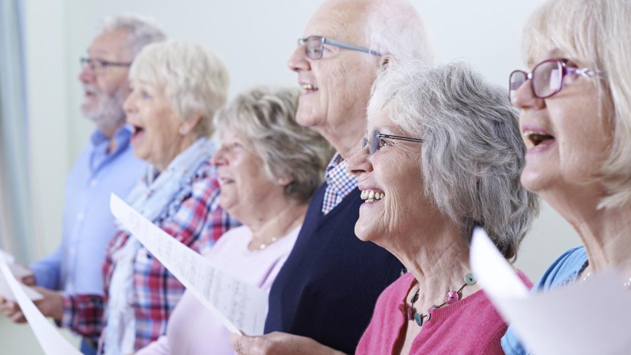 seniors choir singing