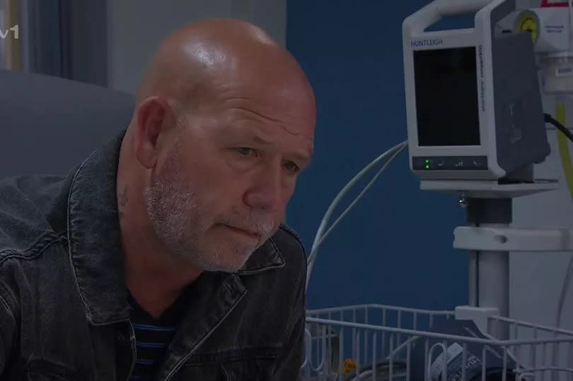 Matty Barton's cellmate Les visits him in hospital