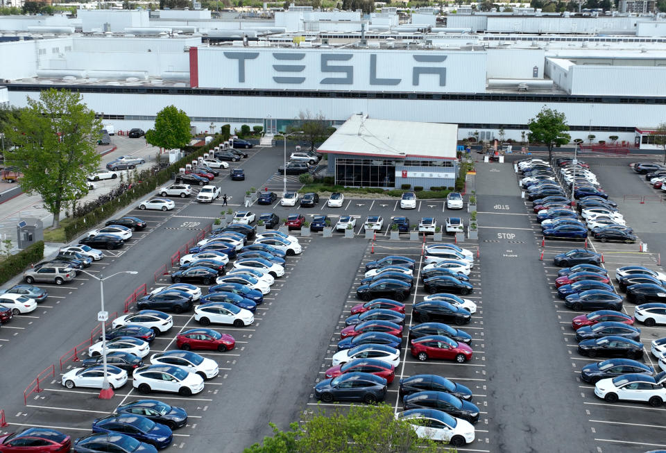 Vista aérea de una fábrica de Tesla en Fremont, California. (Foto: Justin Sullivan/Getty Images)