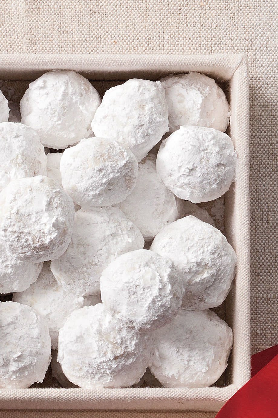 Almond Snowballs