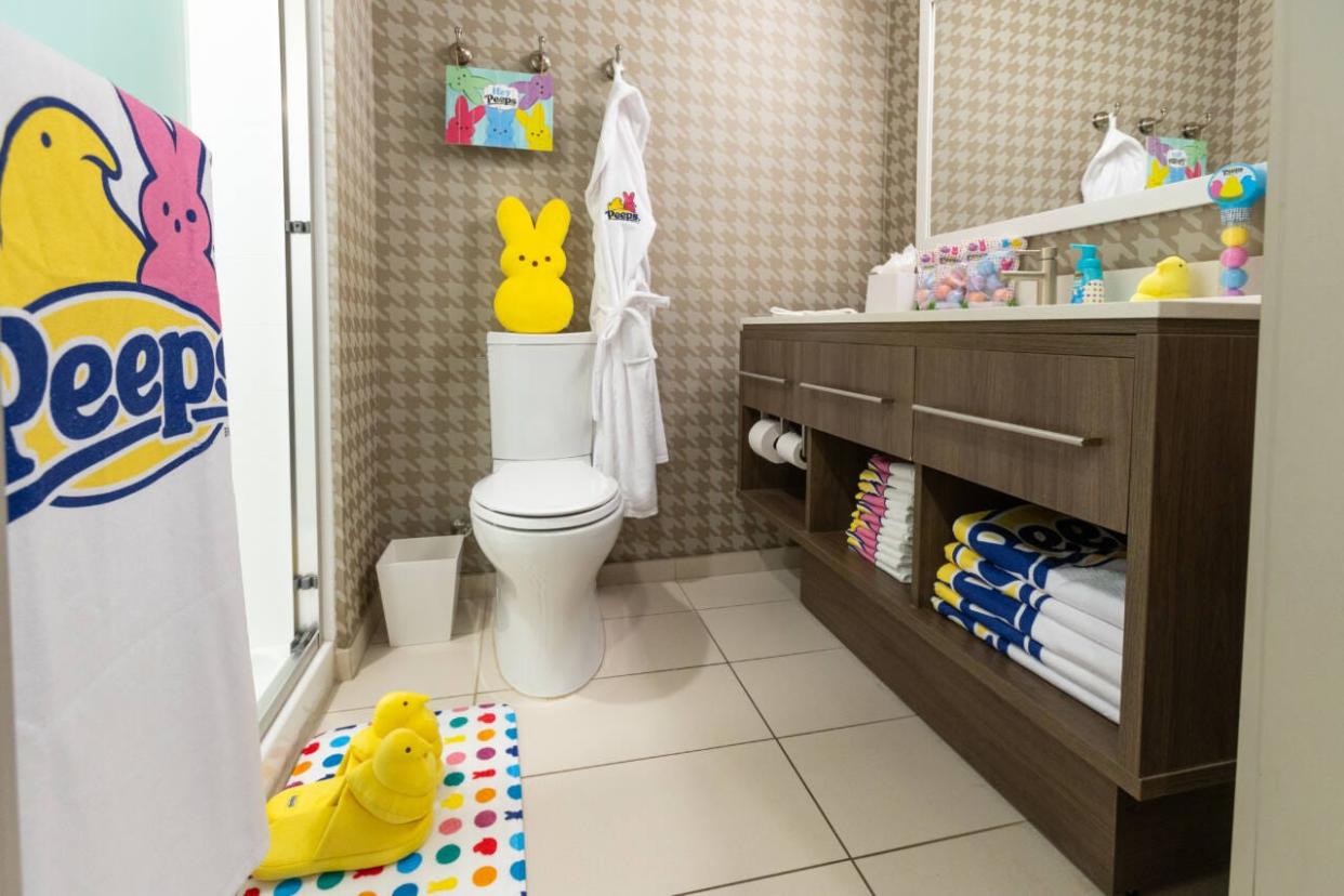 PEEPS and Home2 Suites by Hilton Easton present the "Peeps Sweet Suite" near the brand’s hometown in Bethlehem, Pennsylvania, open just in time for Easter.