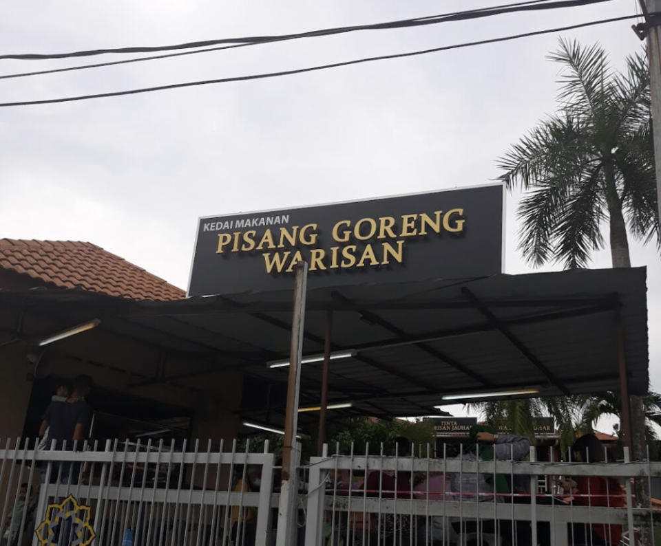 Pisang Goreng Mawar - Store front