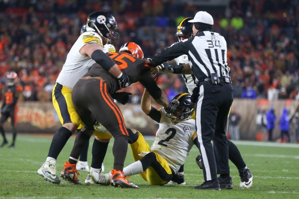 Myles Garrett and Mason Rudolph | Frank Jansky/Icon Sportswire via Getty Images