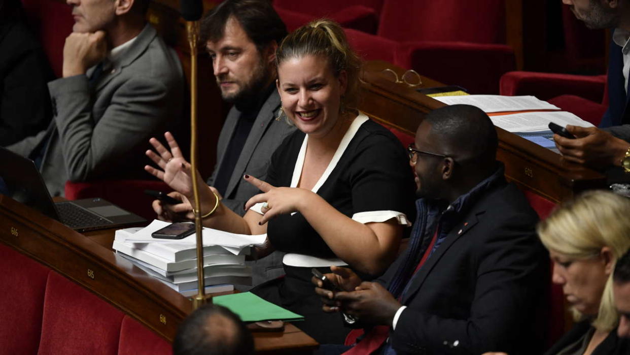 L’IVG dans la Constitution ? Renaissance votera la proposition des Insoumis (malgré une différence avec la leur) - photo d’illustration de Mathilde Panot prise à l’Assemblée