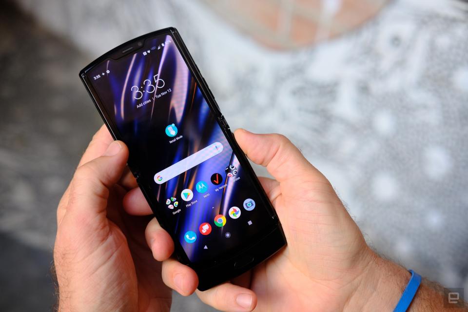 Motorola RAZR foldable hands-on