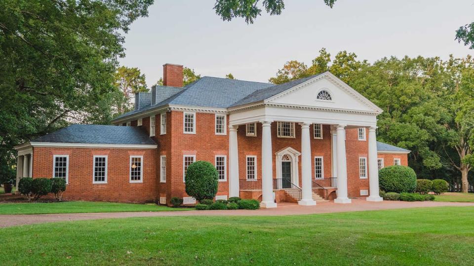 Tour This Just-Listed Georgia Estate Modeled After Alexander Hamilton's Mansion