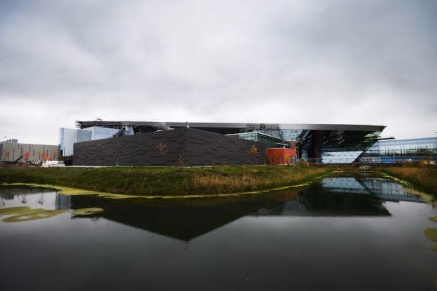 The Communications Security Establishment complex is pictured in Ottawa on October 15, 2013. The CSE gathers foreign signals intelligence. (Sean Kilpatrick/Canadian Press - image credit)