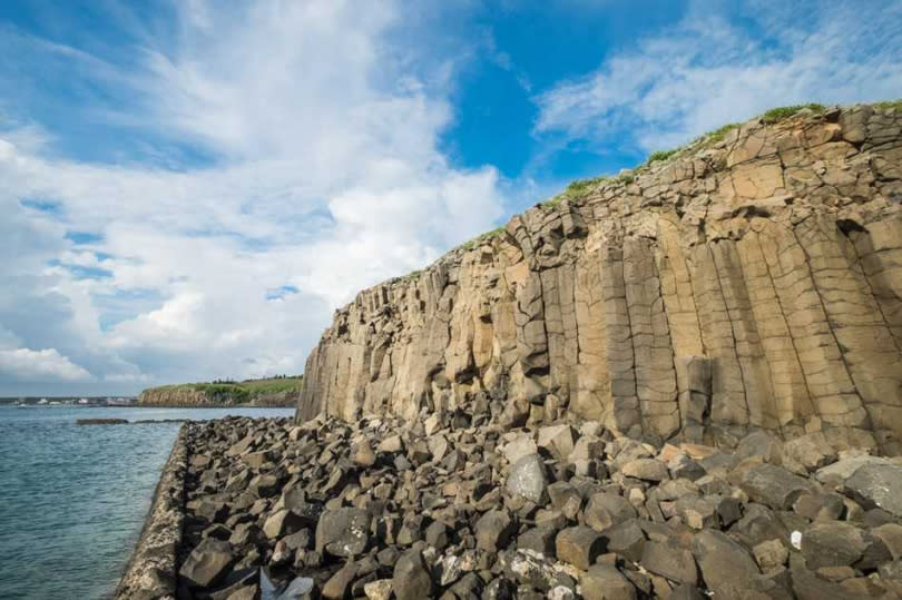 「秋之奇岩季」可欣賞奇岩，探索澎湖地景。(圖為澎湖池西岩瀑)   圖：澎湖國家風景區管理處／提供 (資料照)