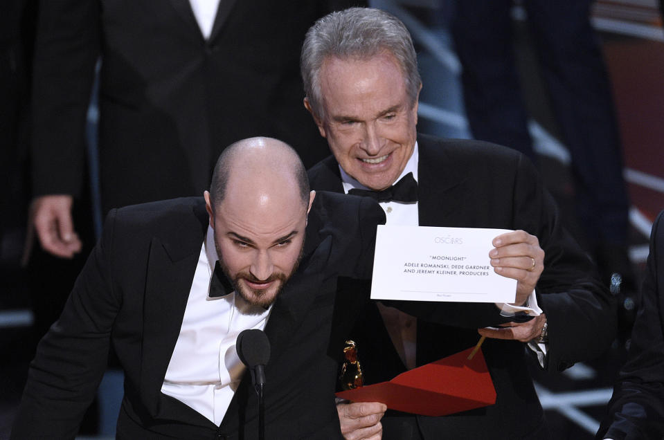 „La La Land“-Produzent Jordan Horowitz beweist, dass die Konkurrenz gewonnen hat. (Bild: dpa)