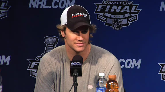 FLYERS: Pronger's prognosis might not be so grim (With Video