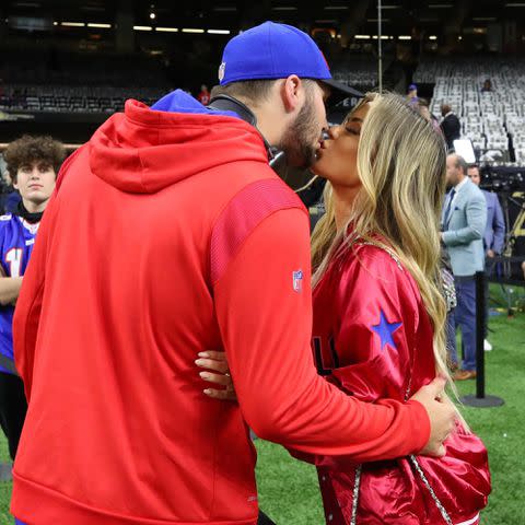 Josh Allen's girlfriend Brittany Williams unfollows Buffalo Bills QB on  Instagram