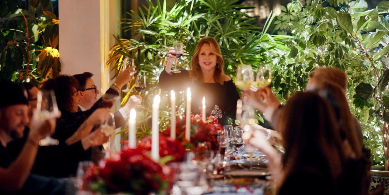 festive tablescape with marlo thomas