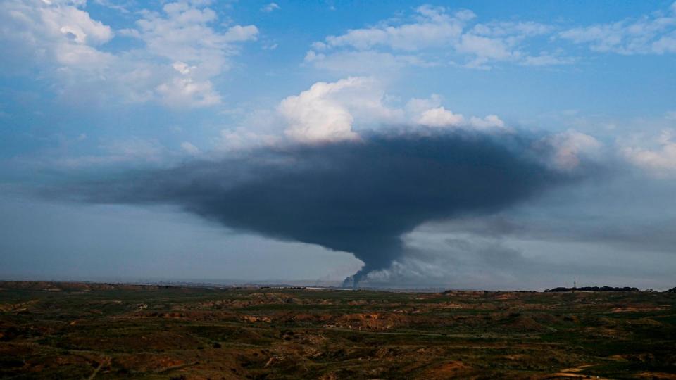 PHOTO: Smoke rises following an Israeli bombardment in the Gaza Strip, as seen from southern Israel, Dec. 27, 2023.  (Ohad Zwigenberg/AP)