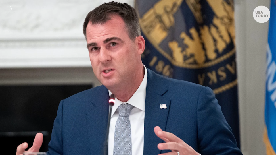 Gov. Stitt signs Oklahoma abortion ban, effective now