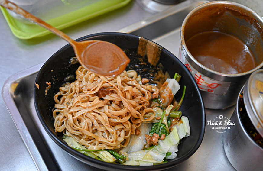 台中｜立偉麵食