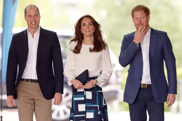 Real problem' ahead of Harry's trip to UK after 'not speaking to Prince  William for a year'