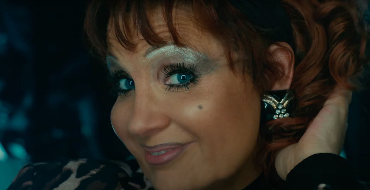 Jessica Chastain transforms into Tammy Faye (YouTube/Searchlight)