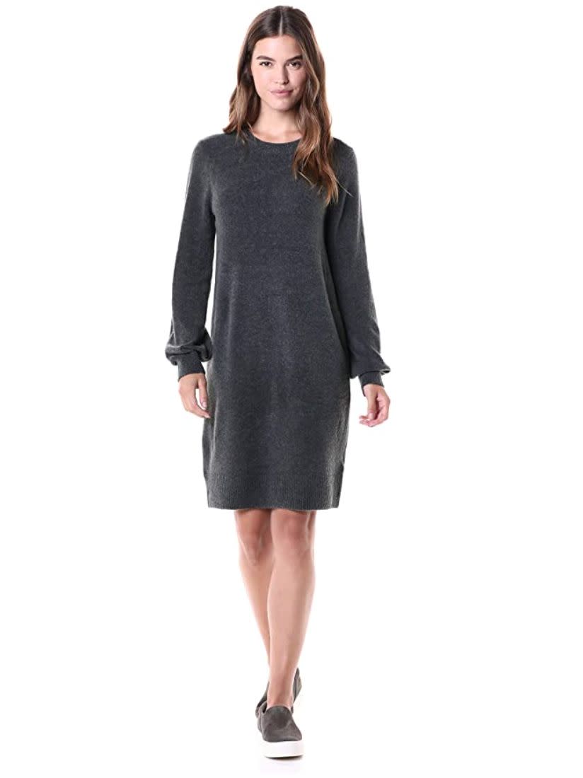 This dress comes in sizes XS to XXL. <a href="https://amzn.to/2ItXLEU" target="_blank" rel="noopener noreferrer">Find it starting at $28 at Amazon</a>. Prices may vary depending on colors and sizes.