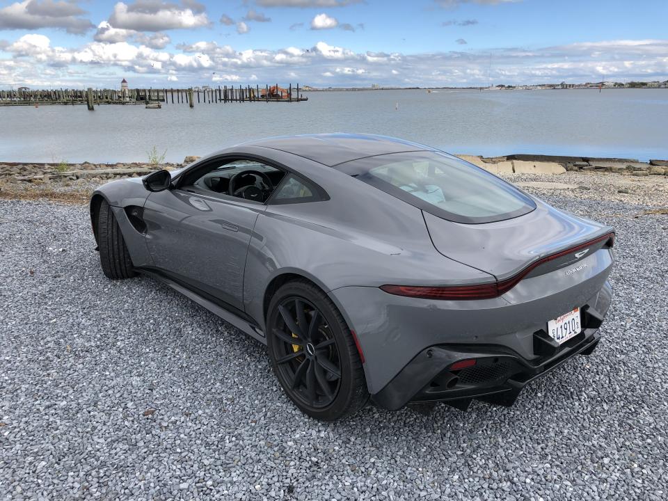 2019 Aston Martin Vantage