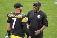 Pittsburgh Steelers head coach Mike Tomlin, right, talks with quarterback Ben Roethlisberger after a 28-21 win over the Houston Texans in an NFL football game in Pittsburgh, Sunday, Sept. 27, 2020. (AP Photo/Gene J. Puskar)