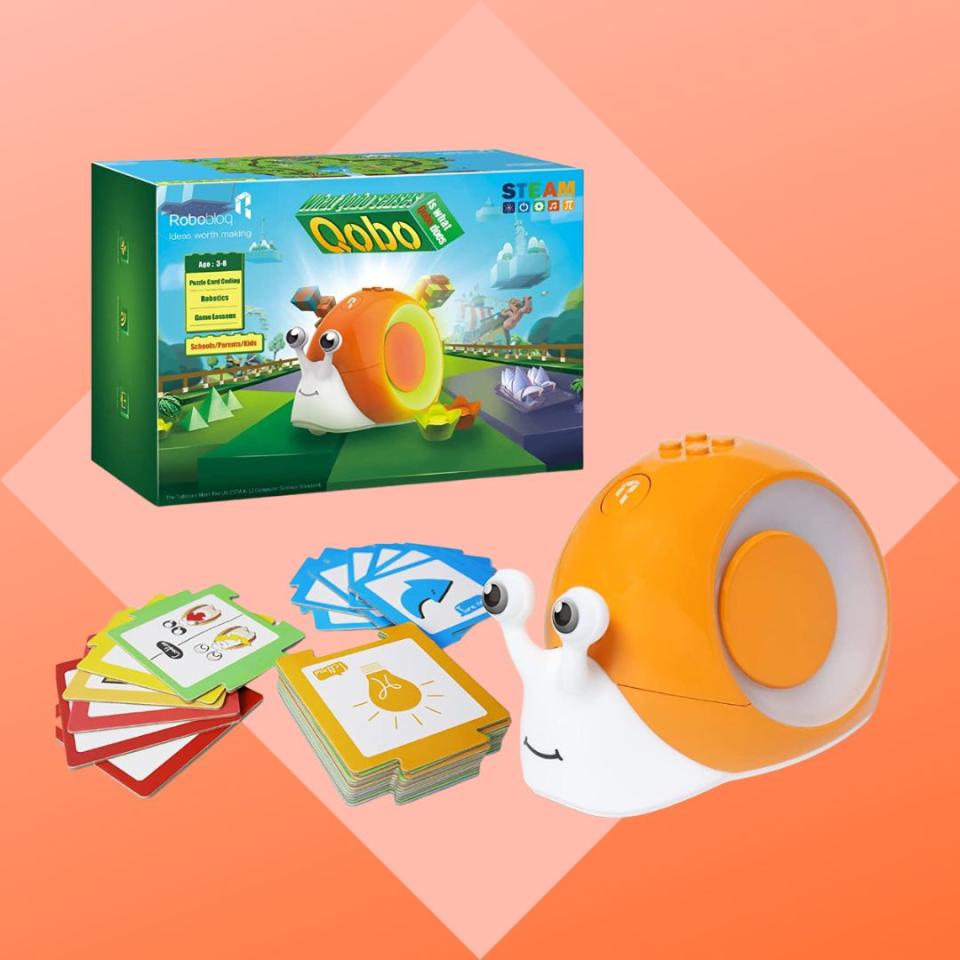 This snail robot toy helps kids learn early STEM skills through fun games that utilize their creativity with the help of cards that engage their critical thinking and problem-solving. It helps with color recognition, math and music skills and more.You can buy the robot toy from Amazon for around $80. 