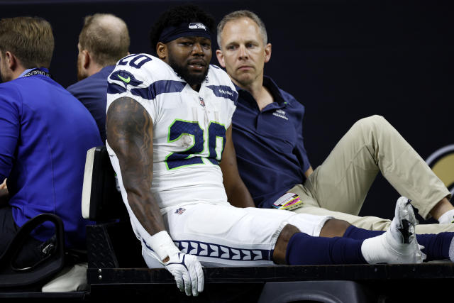 Seahawks RB Rashaad Penny to miss rest of 2022 season after fracturing  fibula vs. Saints