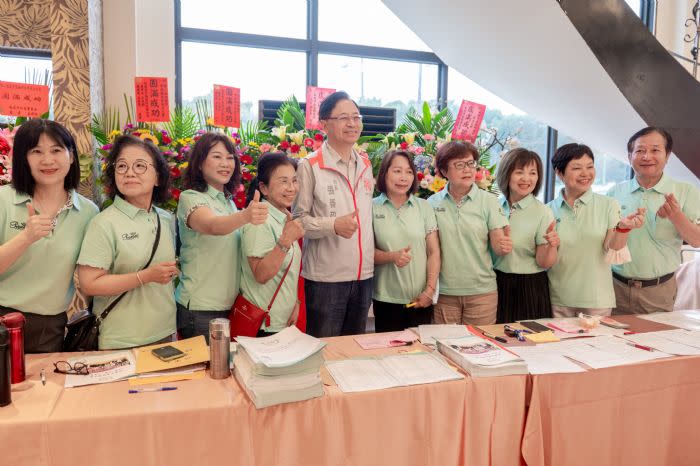 桃園市長張善政今日上午出席「桃園市葉姓婦女會第一屆成立大會」。圖：市府提供