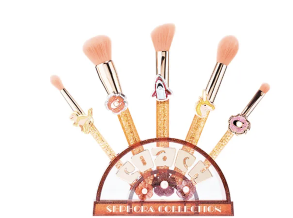 Brush set. (PHOTO: Sephora)