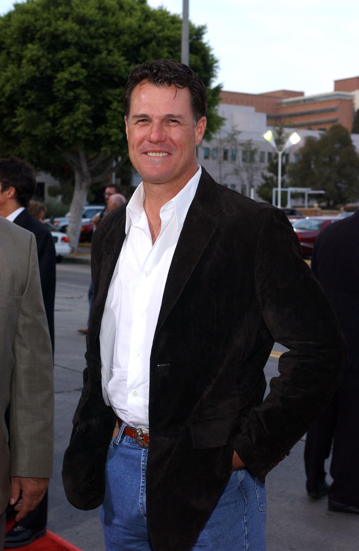 L'acteur Brad Johnson en Californie, le 10 juin 2003.  - Vince Bucci - AFP