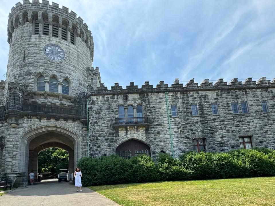 castle gould sands point