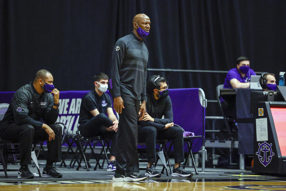 Head coach Terry Porter of the Portland Pilots