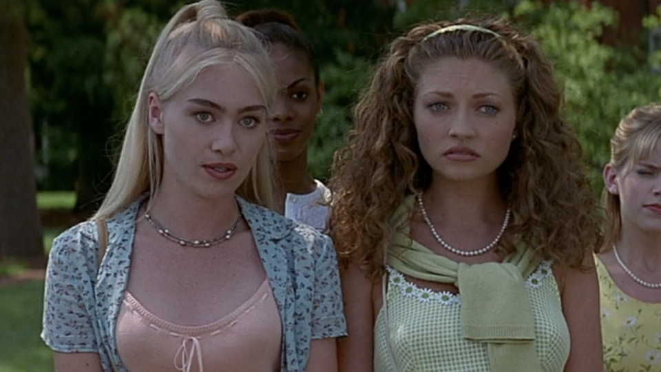 Rebecca Gayheart and Portia de Rossi in Scream 2