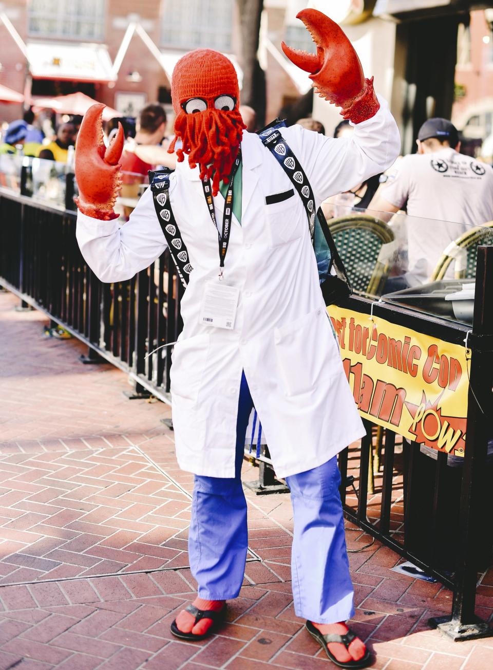 Zoidberg from Futurama cosplayer