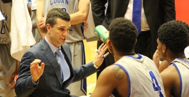 Kyle Smithpeters talks to his John A. Logan Community College team on the sidelines during a game in 2017. Smithpeters was officially hired as a Missouri assistant coach on April 21, 2022.